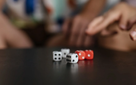 white dice